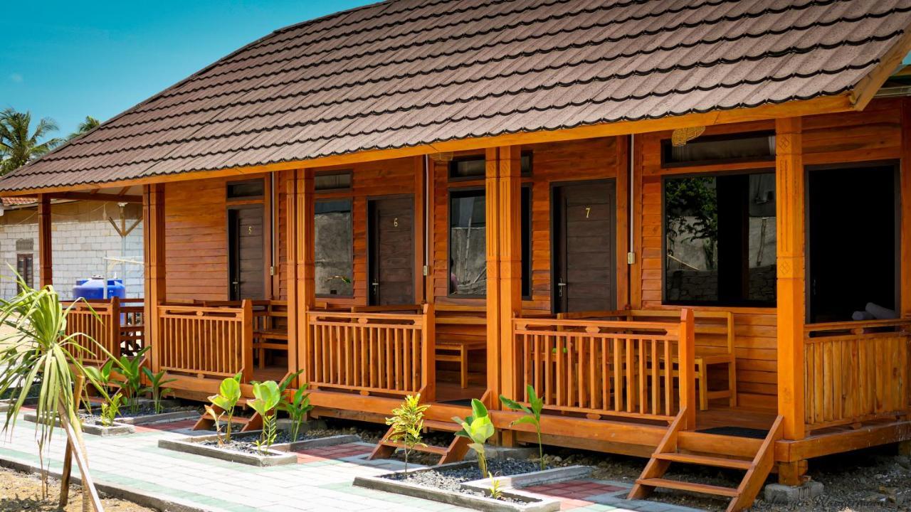 Mandalika Queen Hostel Kuta  Exterior foto